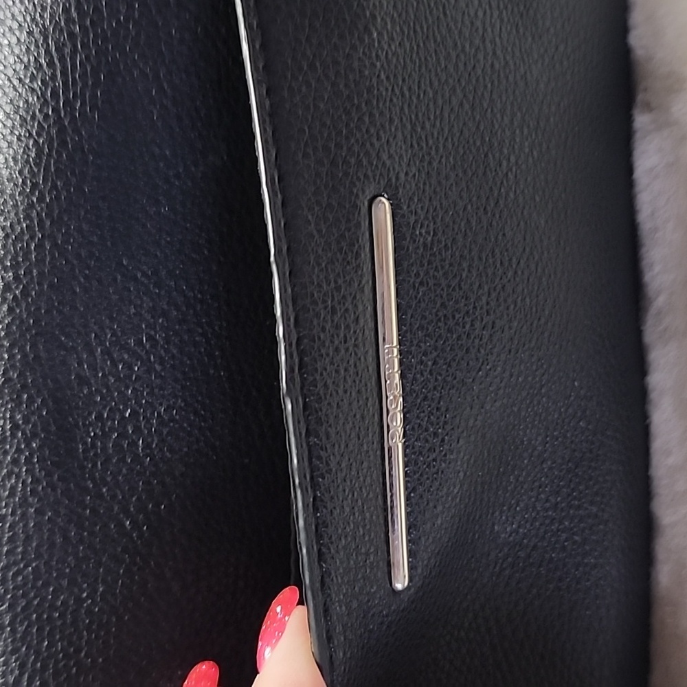 ROSETTI  CLUTCH FOLD OVER WALLET. - Picture 8 of 10